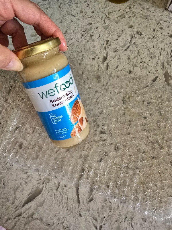 Wefood Konsantre Badem İçeceği (%100 Badem) 240 gr  8681749104796