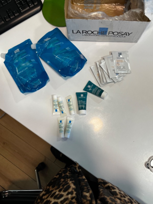 La Roche-Posay Effaclar Yağlı Ciltler Için Temizleme Jeli 400ml - Refill