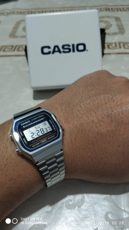 Casio A168WA-1WDF Digital Erkek Kol Saati