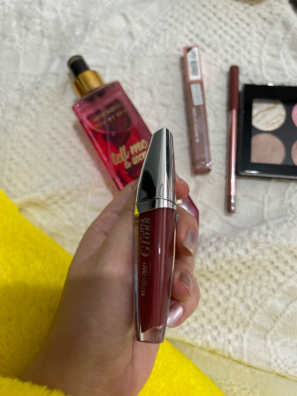 Deborah Super Gloss Brown Rose No: 09