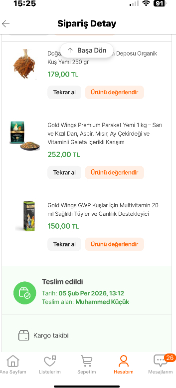 Gold Wings Premium Paraket Yemi 1 kg – Sarı ve Kızıl Darı, Aspir, Mısır, Ay Çekirdeği ve Vitaminli Galeta İçerikli Karışım