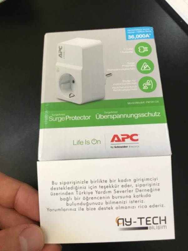 Schneider Electric APC Tekli Akım Korumalı Priz  230V