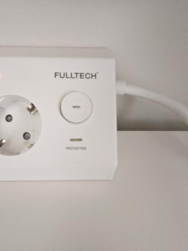 Fulltech Ftr-22 Gece Lambalı Akım Korumalı Çoklu Priz - Beyaz