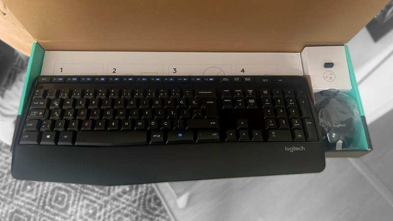 Logitech MK345 Kablosuz Q Trk Siyah Multimedya Klavye - Mouse Set 920-006514