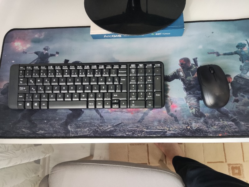 Logitech MK220 Kablosuz Türkçe Klavye Mouse Seti - Siyah