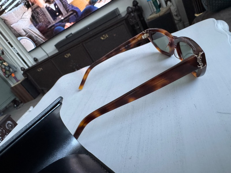 Saint Laurent Sl M126 003