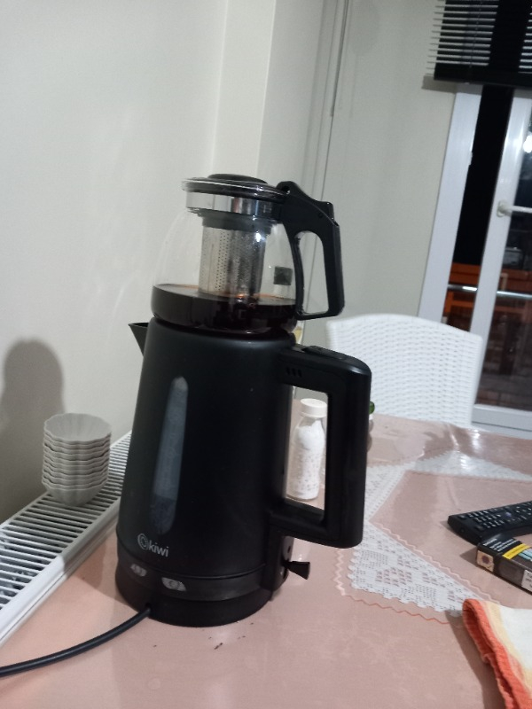 Kiwi KTM-2907 2200 W Cam Demlikli Çay Makinesi