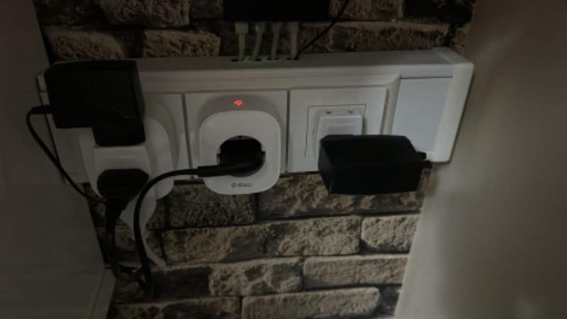 Philips CHP7010W Tekli Akım Koruma Priz 1140J Beyaz