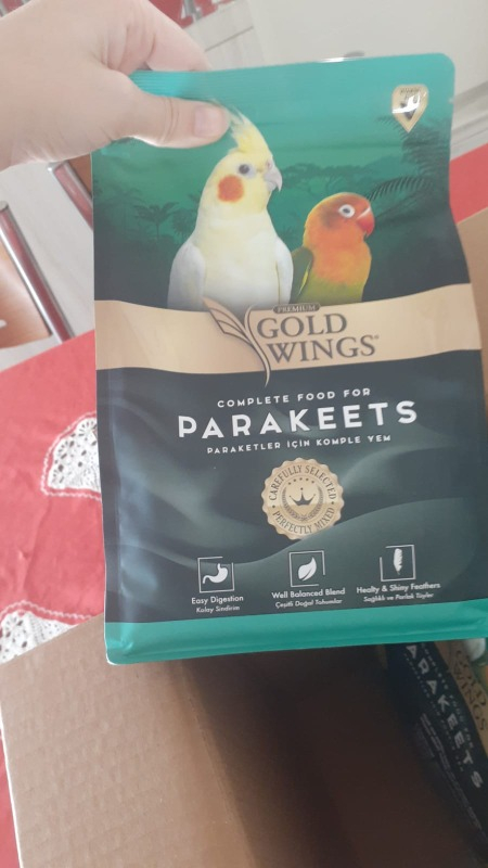 Gold Wings Premium Paraket Yemi1 Kg