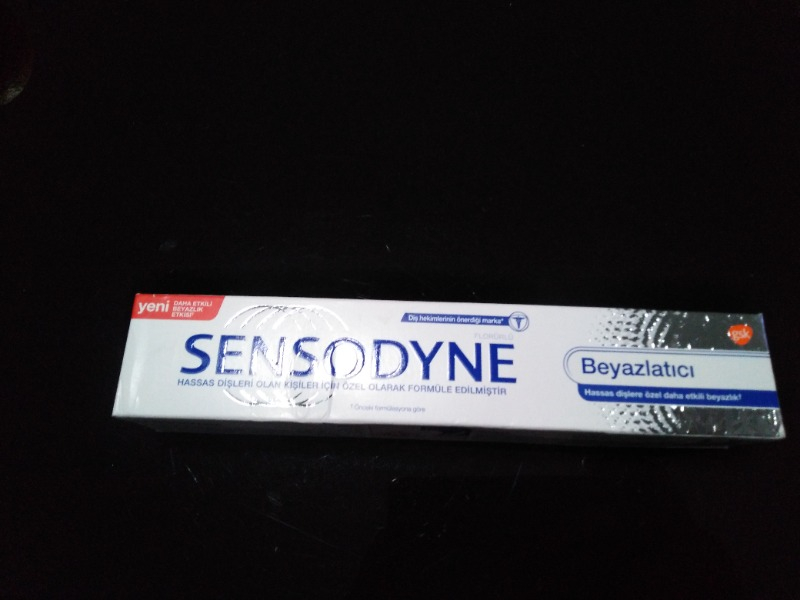 Sensodyne Hassas Dişler İçin Beyazlatıcı Diş Macunu 75 Ml