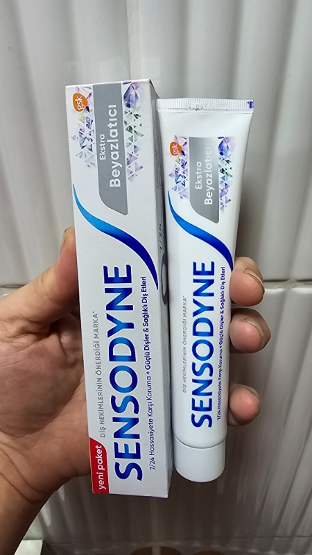 Sensodyne Ekstra Beyazlatıcı Diş Macunu 75 ml
