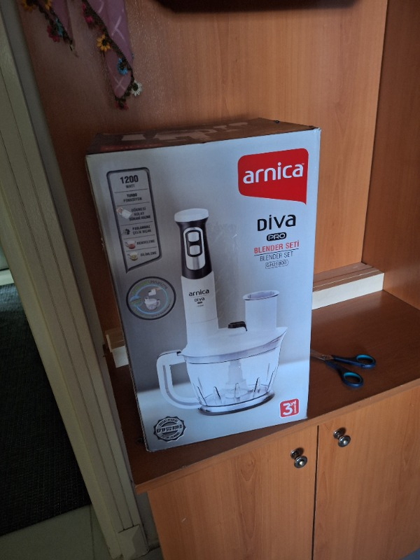 Arnica Diva Trend Pro Beyaz 1200 W Blender Seti