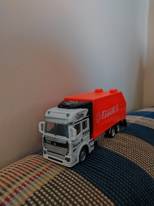 Mega Oyuncak Yeşil City Çöp Kamyonu Çek Bırak -20 cm