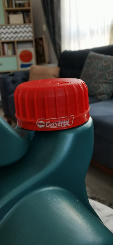 Castrol Magnatec 10W-40 A3/B4 4 Litre Motor Yağı Benzinli Araçlar ( Üretim Yılı: 2021)