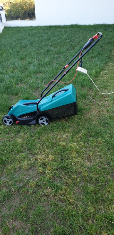 Bosch ARM 32 Çim Biçme Makinesi