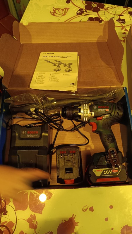 Bosch  Professional GAL 18V-40 18 Volt Şarj Cihazı