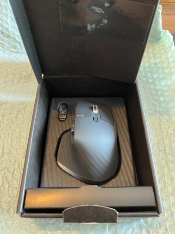 Logitech Mx Master 3s Performans 8.000 Dpi Optik Sensörlü Sessiz Kablosuz Mouse - Siyah