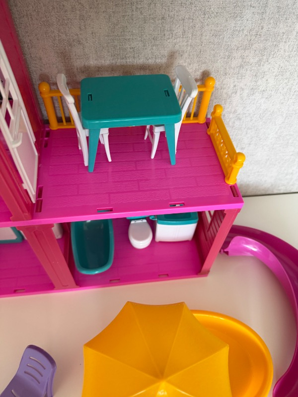 Dede Lola'nın Tatil Evi