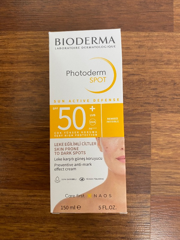 Bioderma Photoderm SPOT SPF50+ Yüksek Korumalı Yüz ve Vücut Güneş Kremi 150 ml