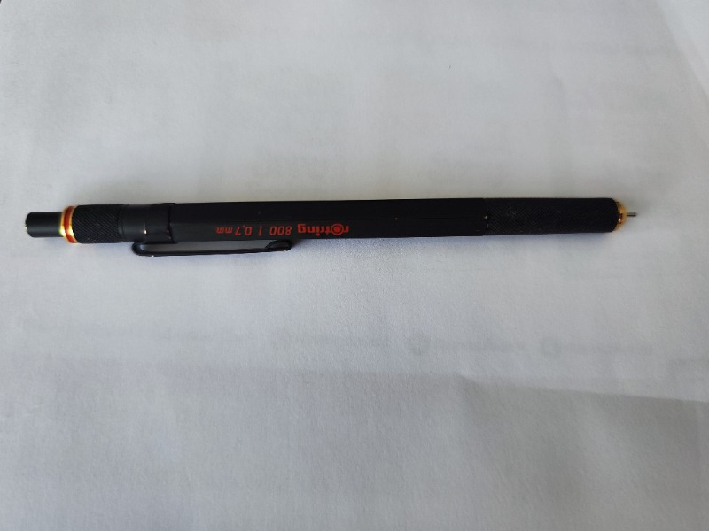 Rotring 800 Siyah Mekanik Kurşun Kalem 0.7 mm Metalik Gövde ile Hassas Çizim İçin