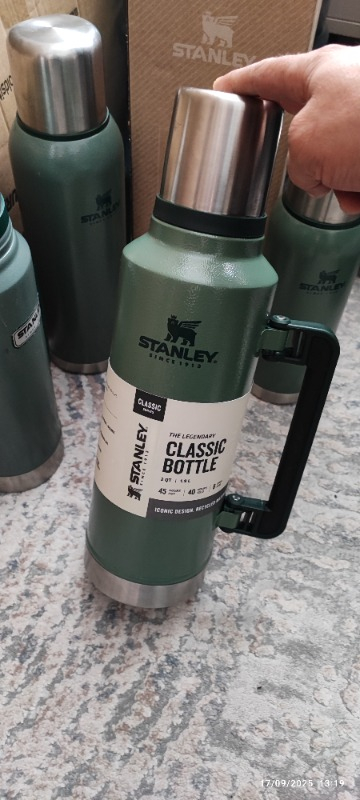 Stanley Termos The Legendary Classic Bottle 1.9L / 2.0QT Yeşil