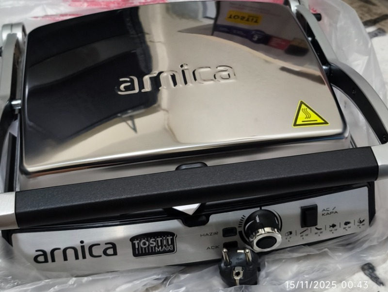 Arnica Tostit Maxi Granit Izgaralı Tost Makinesi GH26240