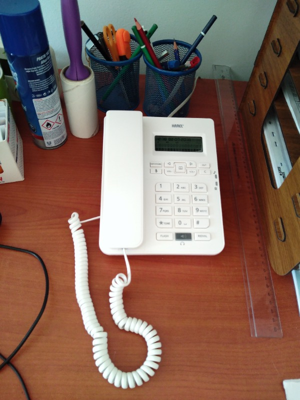 Karel Tm145 Ekranlı Masaüstü Kablolu Telefon Beyaz