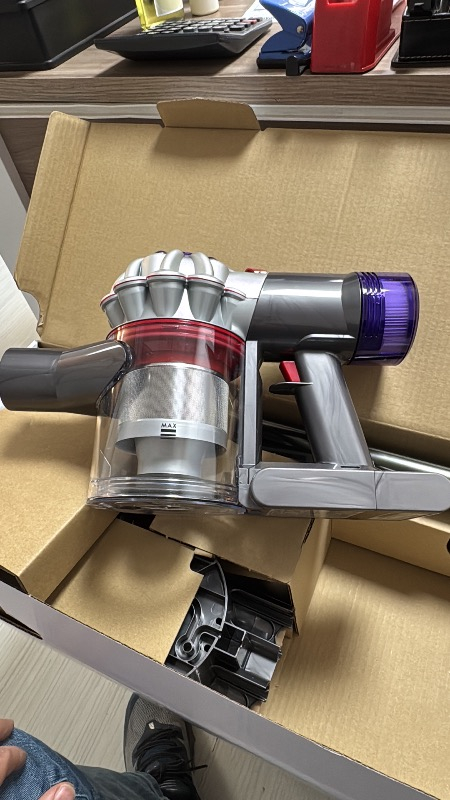 Dyson V8™ Advanced Kablosuz Süpürge