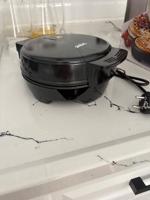 Sinbo Belçika Waffle Makinesi SSM-2589 5-5,9 lt Kapasite ile Çıkarılabilir Hazne ve Kolay Temizlik