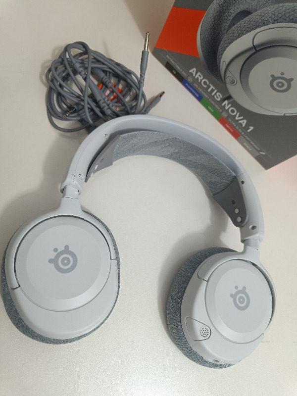 Steelseries Arctis Nova 1 Multi-System Oyun Kulaklığı - Beyaz
