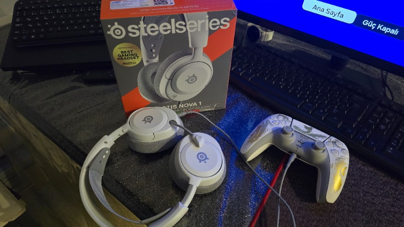 Steelseries Arctis Nova 1 Multi-System Oyun Kulaklığı - Beyaz