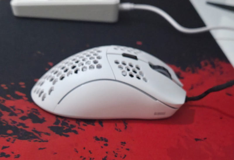 Glorious Model D Kablolu Mat Beyaz RGB Oyuncu Mouse 69Gr