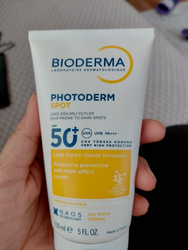 Bioderma Photoderm SPOT SPF50+ Yüksek Korumalı Yüz ve Vücut Güneş Kremi 150 ml