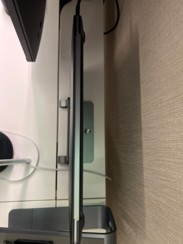 Ugreen Alüminyum Notebook Macbook Dikey Masaüstü Standı