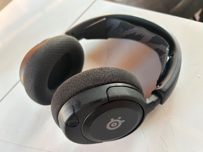 Steelseries Arctis Nova 1 Multi-System Oyun Kulaklığı