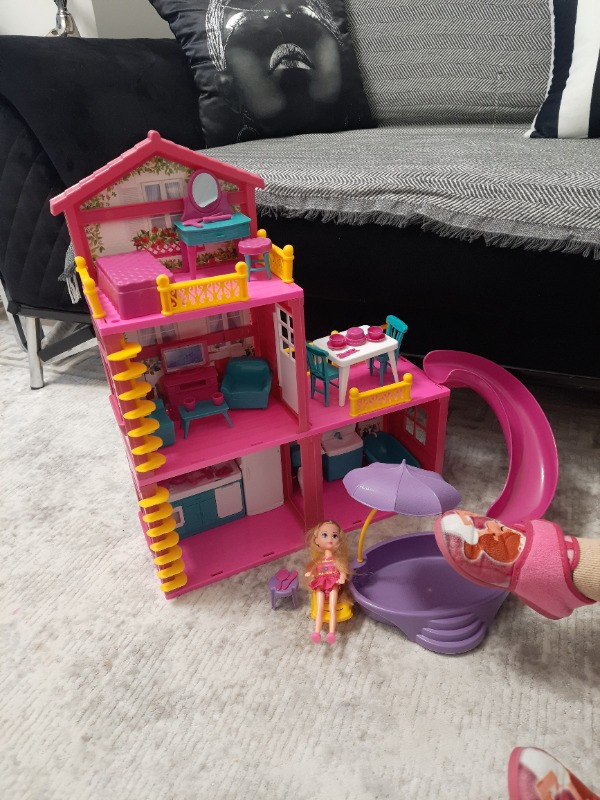 Dede Lola'nın Tatil Evi