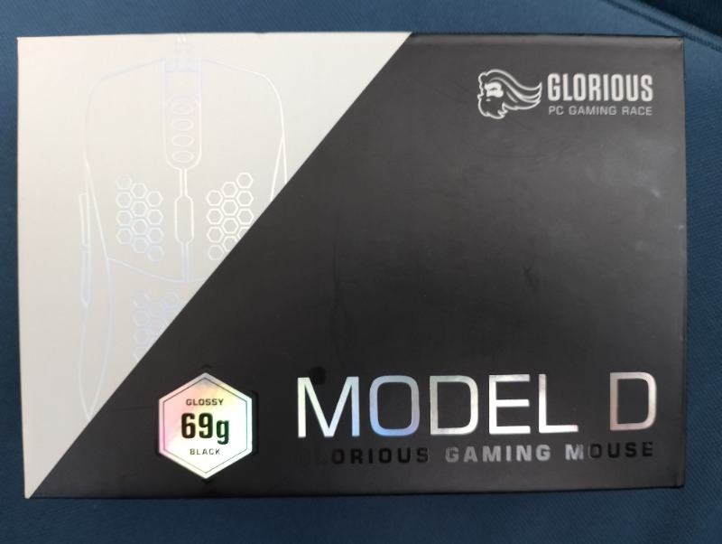 Glorious Model D Kablolu Parlak Siyah RGB Oyuncu Mouse 69Gr