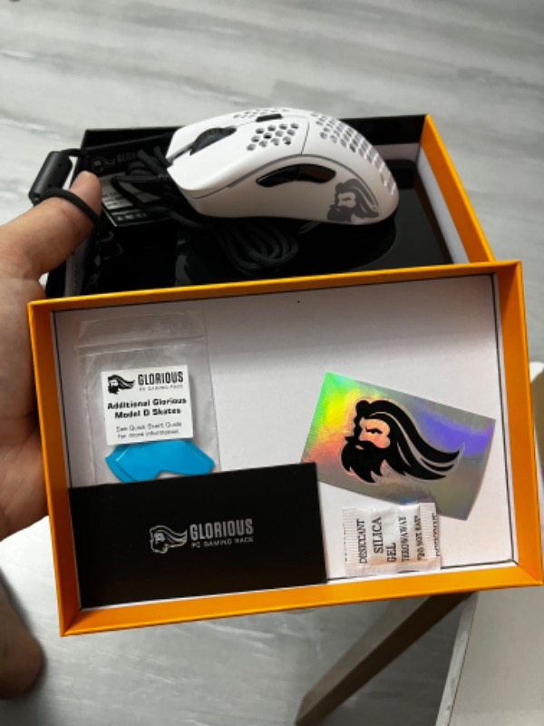 Glorious Model D Kablolu Mat Beyaz RGB Oyuncu Mouse 69Gr