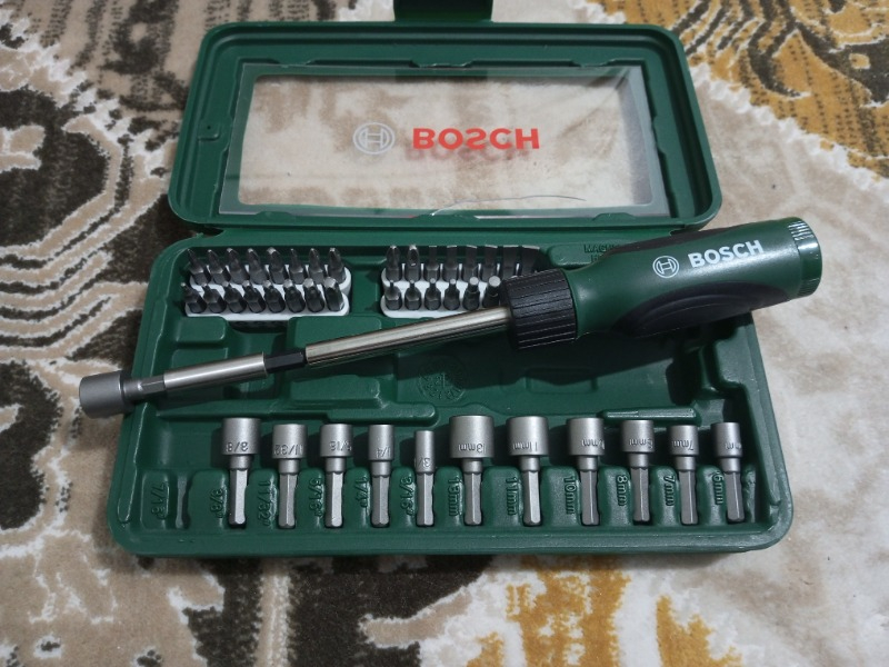 Bosch 46 Parça Tornavida Vidalama Lokma Uçlu Aksesuar Seti - 2607019504