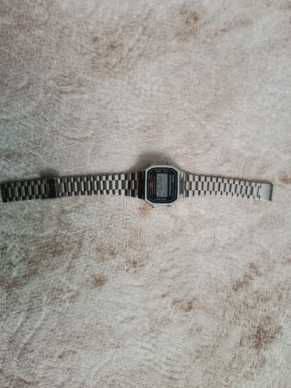 Casio A168WA-1WDF Digital Erkek Kol Saati