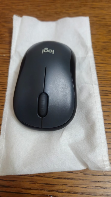 Logitech M220 Sessiz Kompakt Kablosuz Mouse - Siyah