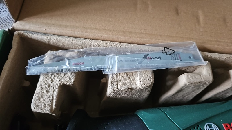 Bosch PSA 700 E Tilki Kuyruğu 710 Watt + 3 Bıçak