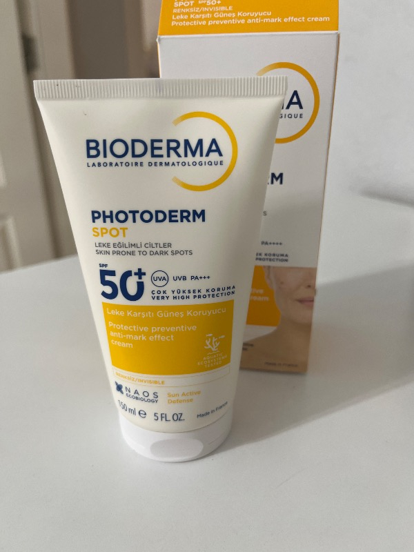 Bioderma Photoderm SPOT SPF50+ Yüksek Korumalı Yüz ve Vücut Güneş Kremi 150 ml