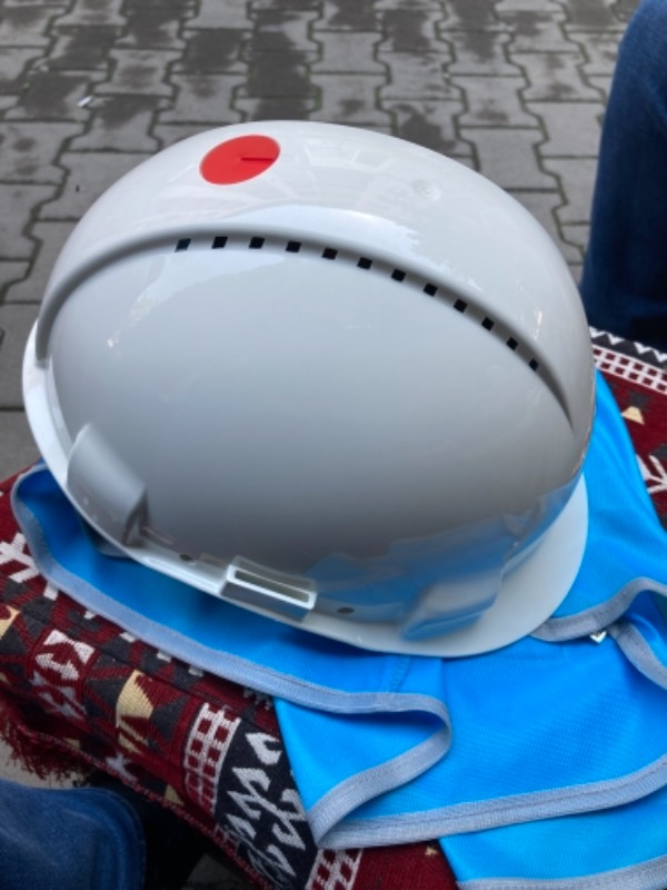 3m G3000 Peltor Beyaz Havalandırmalı Vidalı Baret