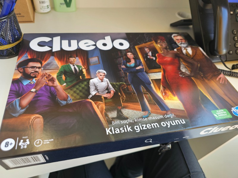 Clue Yalanın Peşinde Lisanslı Ürün