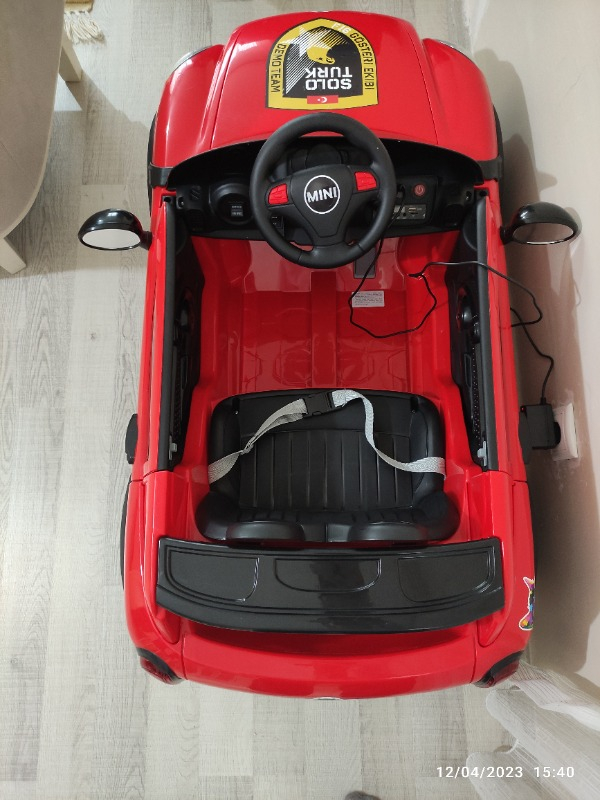 Dolu Ride-On 12V Uzaktan Kumandalı Akülü Araba 8191