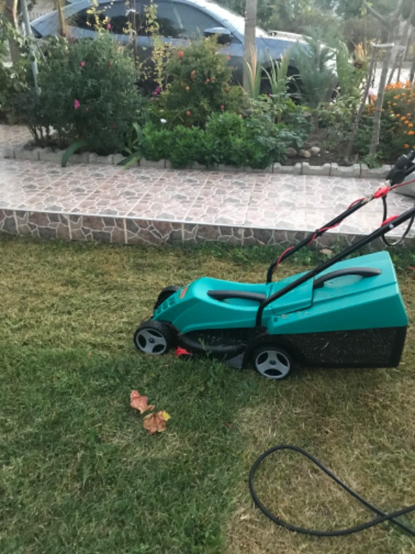 Bosch ARM 32 Çim Biçme Makinesi