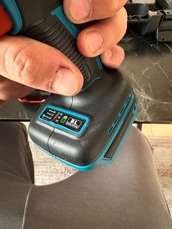 Catpower 1025 Kömürsüz Darbeli Akülü Matkap 20V 2 Ah Lion