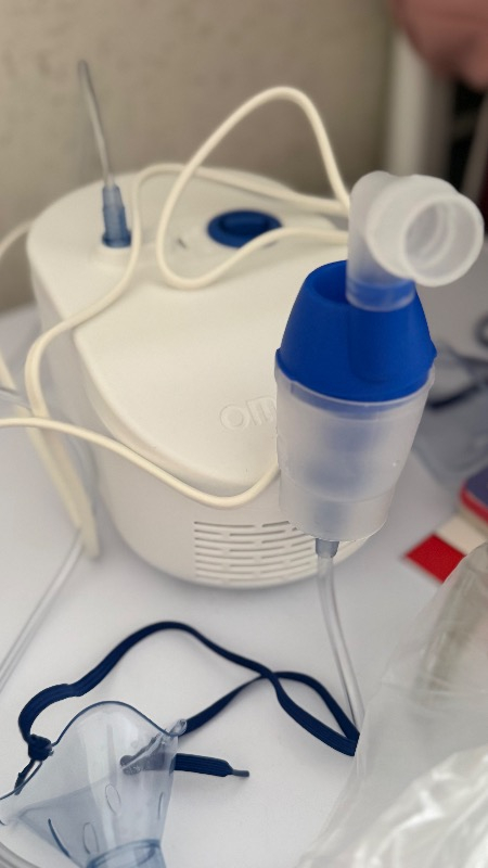 Omron Kompresörlü Nebülizatör C102