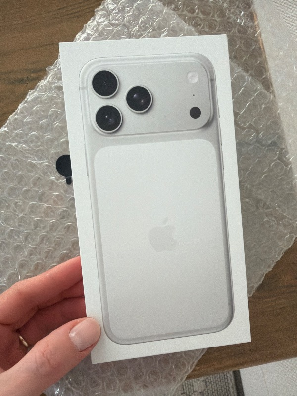 Apple iPhone 17 Pro Max 256 GB Gümüş